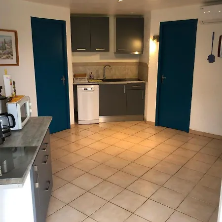 La Dragonniere Apartment *